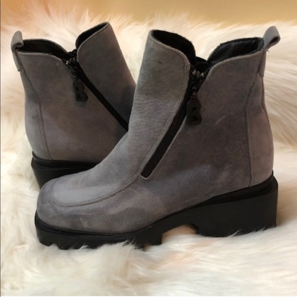 Bogner Shoes - Bogner Suede Snow Boots Size 6
